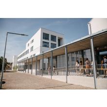 Új korszak a speciális oktatásban: átadták Románia legmodernebb speciális iskoláját Sepsiszentgyörgyön